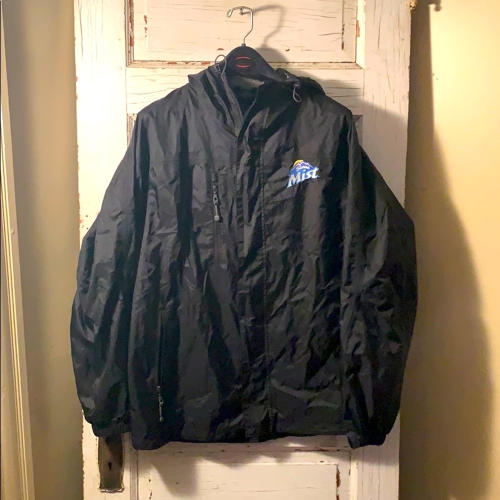 COPY - Sierra Mist rain jacket